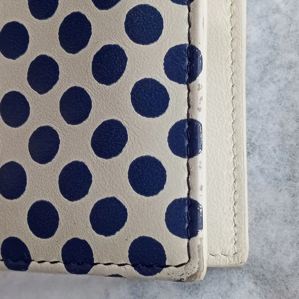 Dior ■blue cream