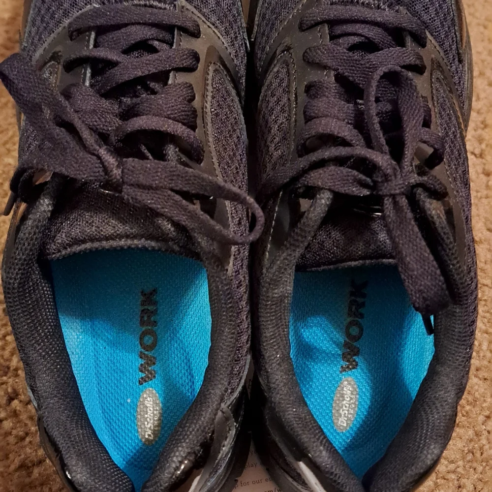 Dr. Scholls good preloved
