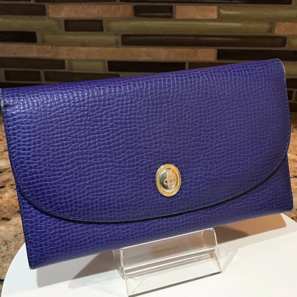 Dior pre owned