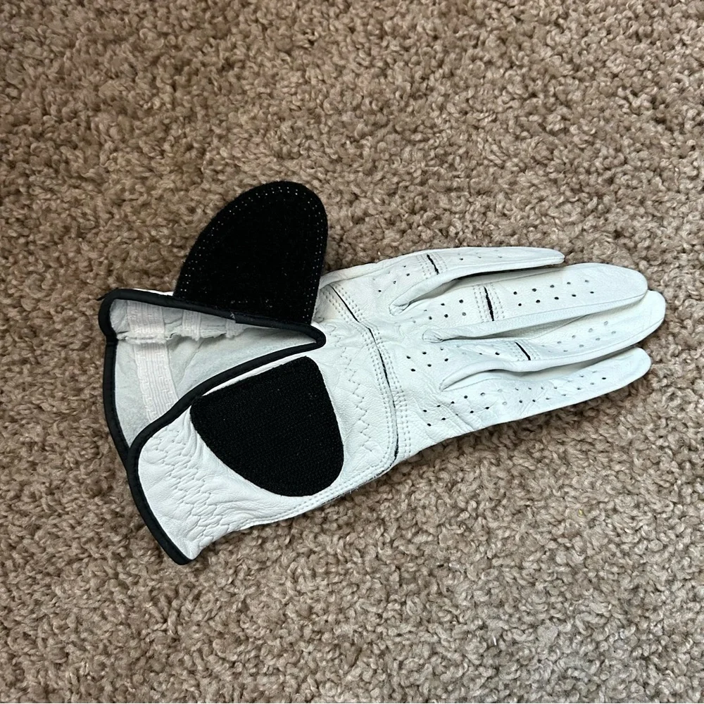 women’s white