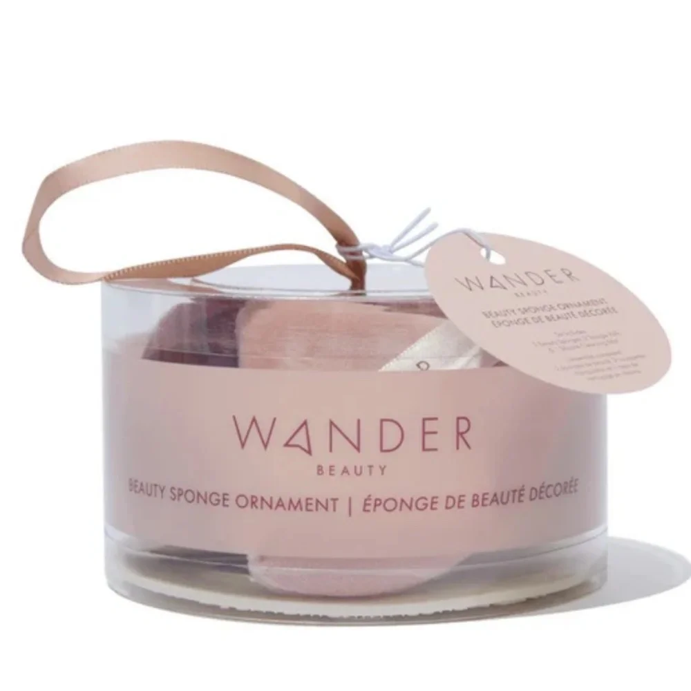 🆕 🎉HP🎉 Good To Go Beauty Sponge Ornament by Wander Beauty