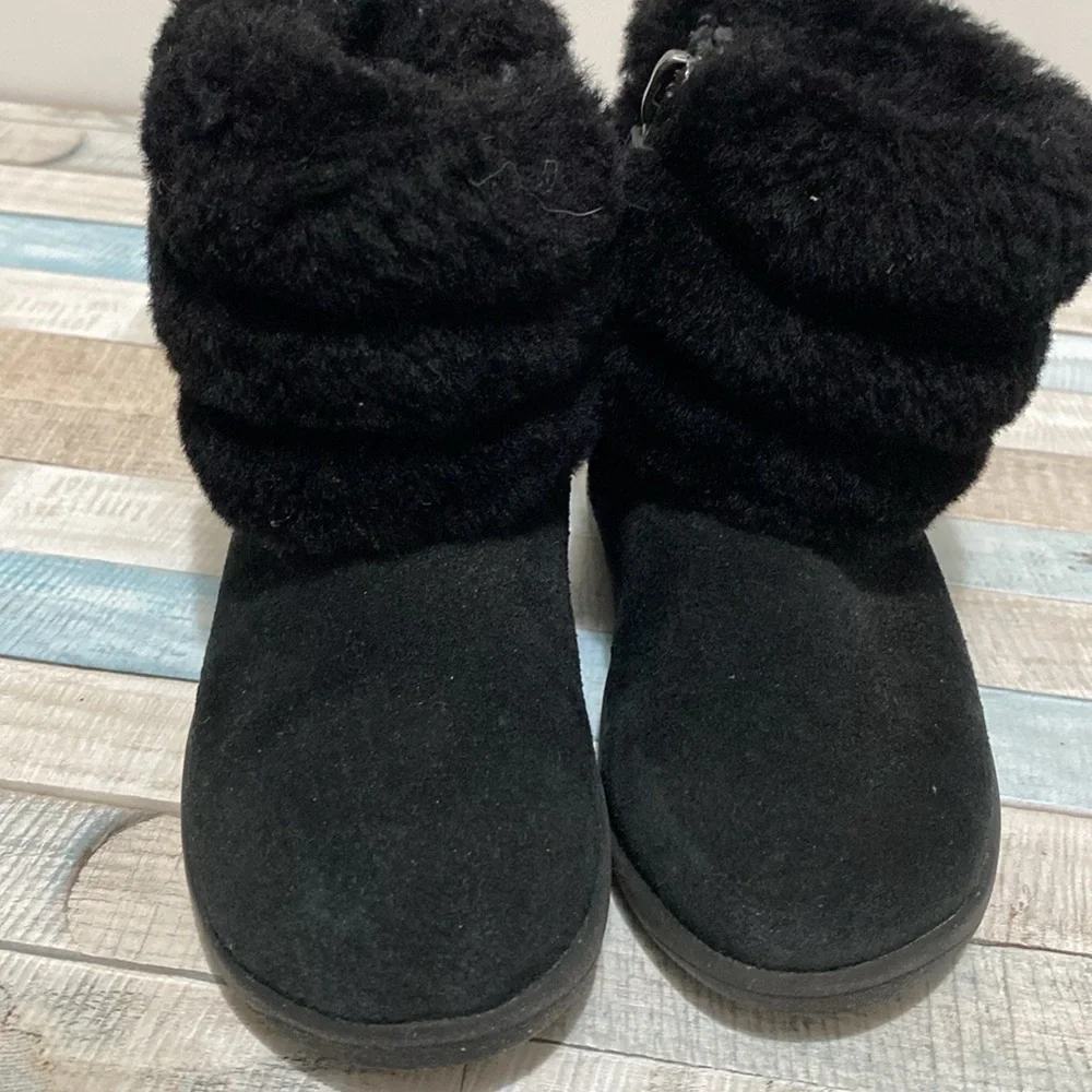 UGG toddler mini