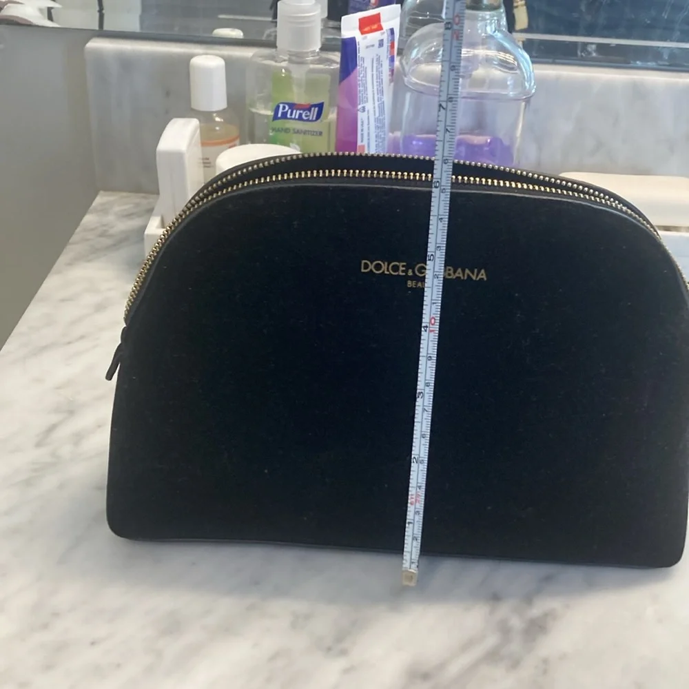 Dolce & Gabbana purchased poshmark