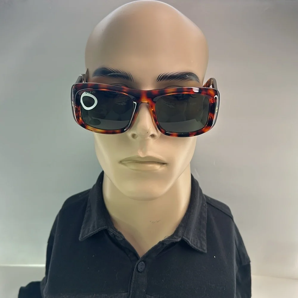 Gucci gg1080s stylish