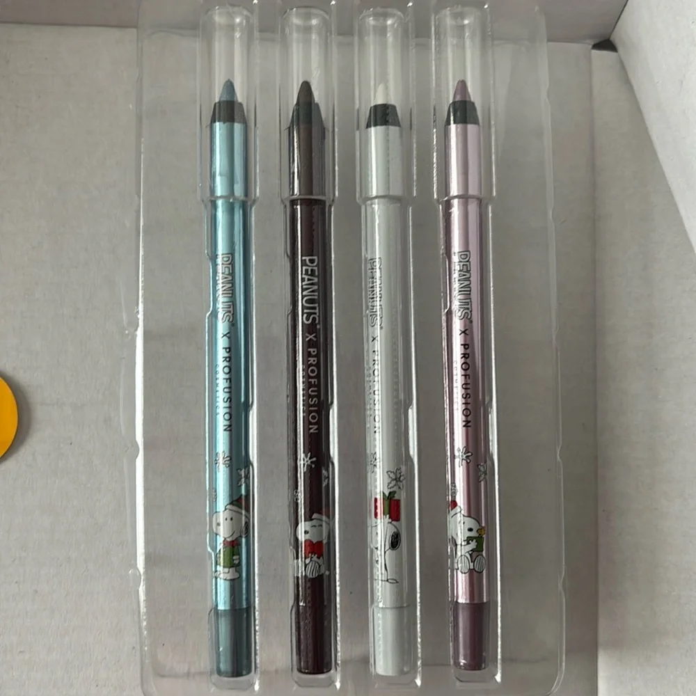 Profusion x Peanuts eyeliner set of 4 limited edition