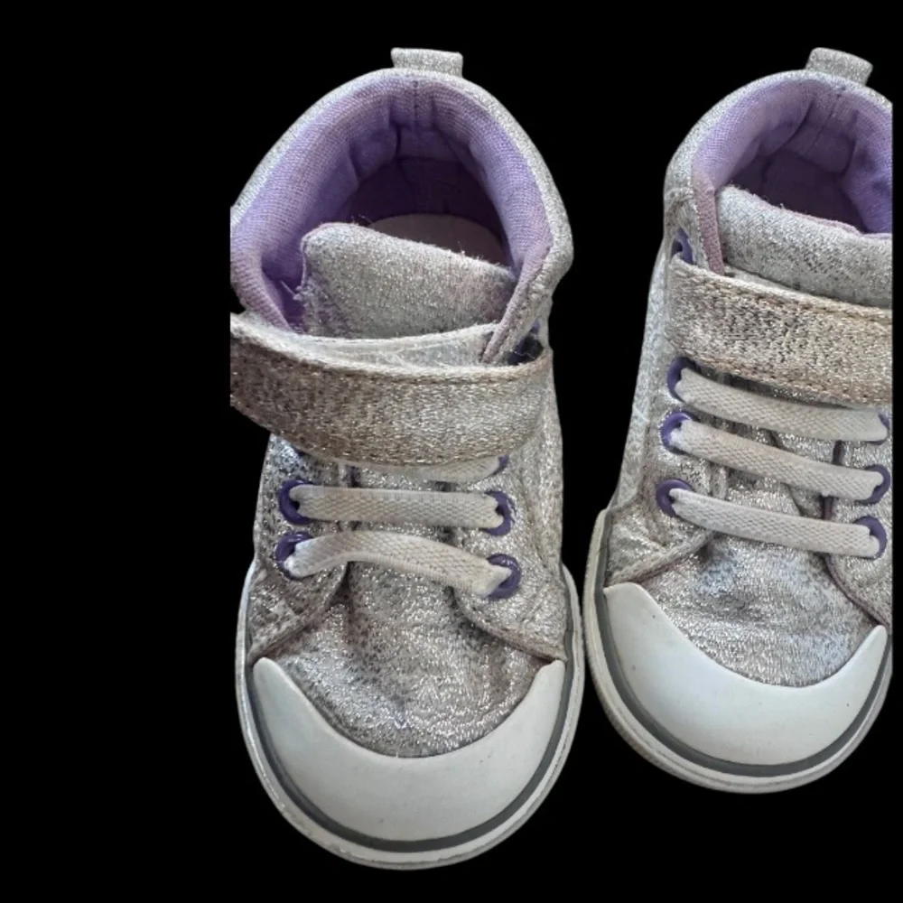 See Kai Run velcro see
