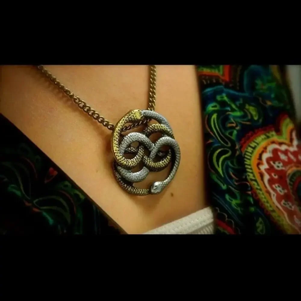 Auryn Never ending Story Snake Necklace Halloween Christmas Birthday Gift - NEW!