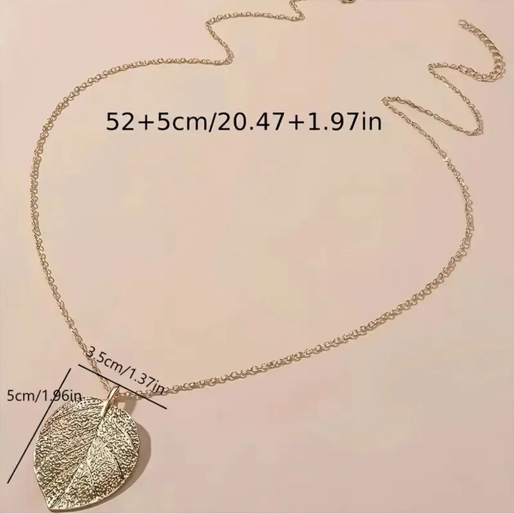 N/A leaf necklace