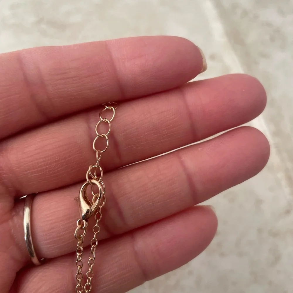 N/A leaf necklace