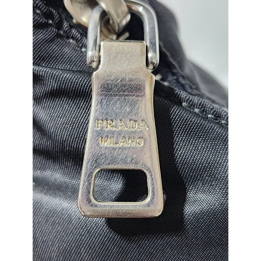 Prada this authentic