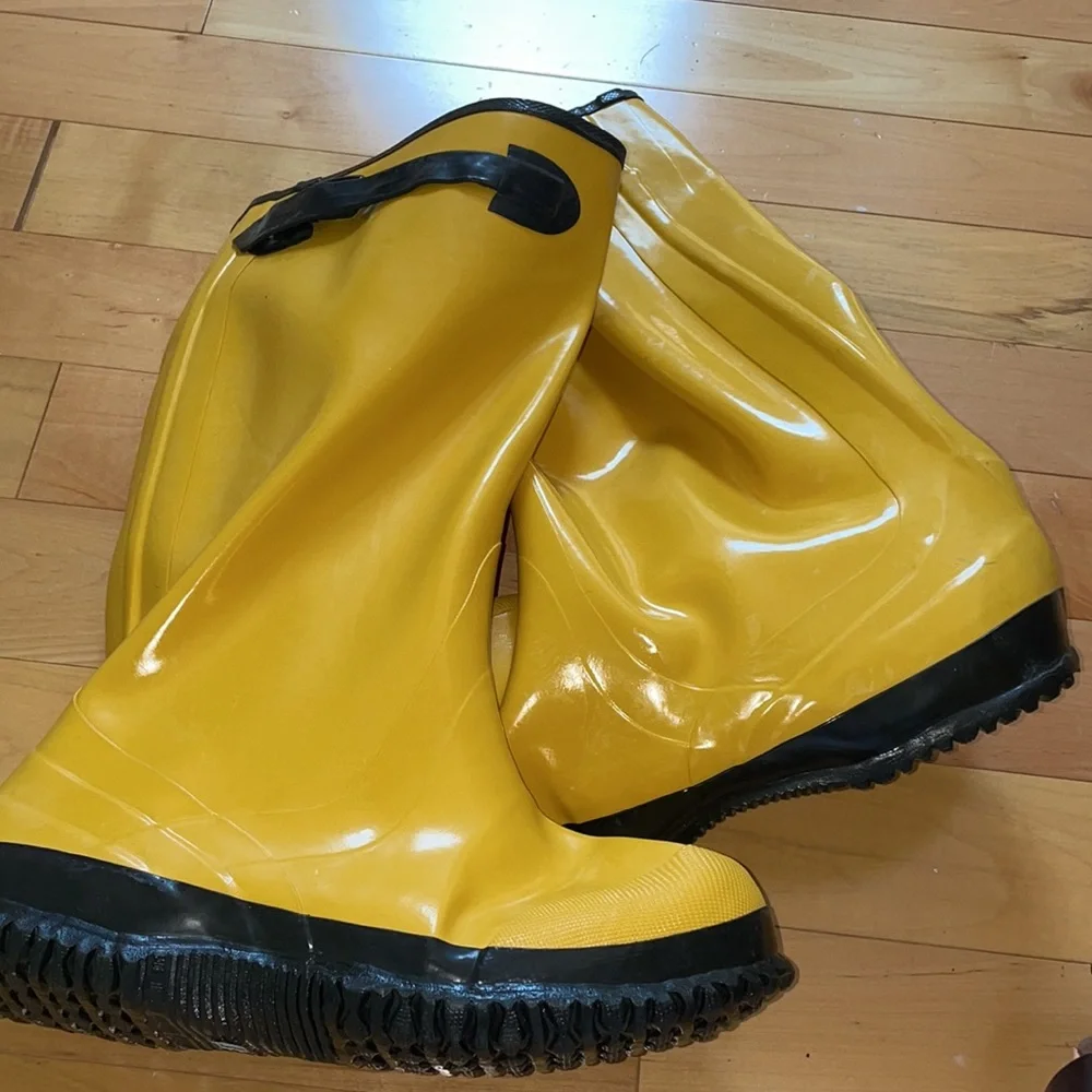 N/A overboot knee
