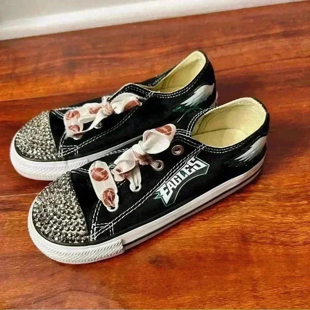 Converse eagles off photos