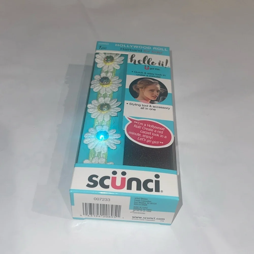NWT NIB SCUNCI HAIRBAND HOLLYWOOD ROLL