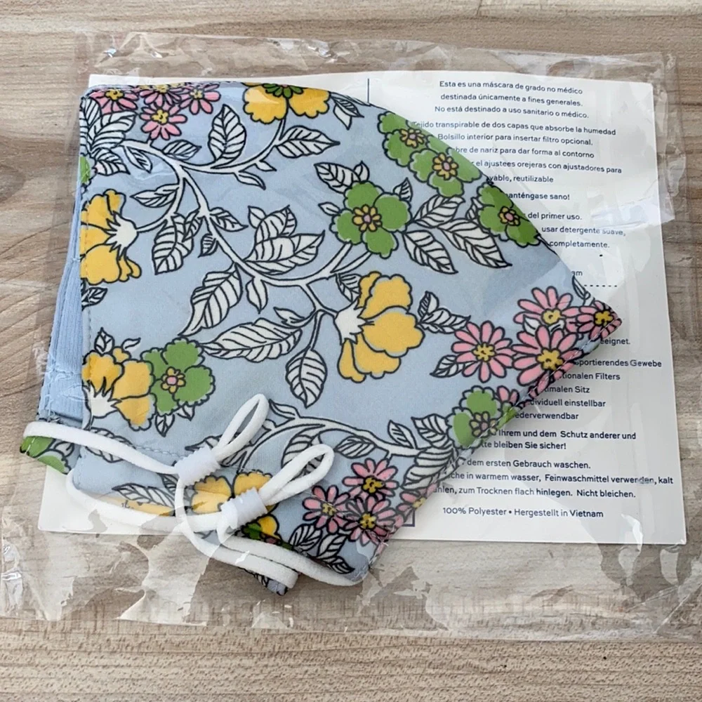 ❤️ Tory Burch Floral Print Face Mask New in Packaging 💐