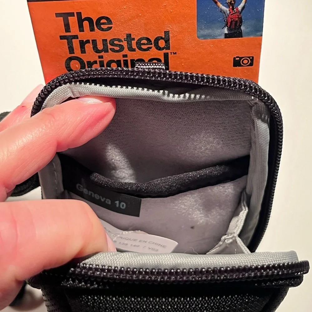 lowepro nwt black