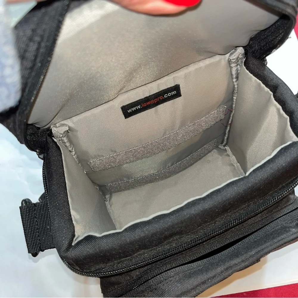 Lowepro withstand everyday carrying