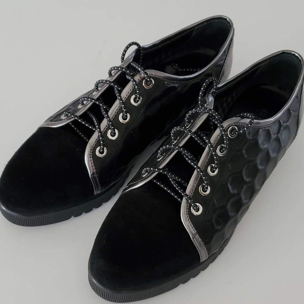 Aquatalia 25 heels