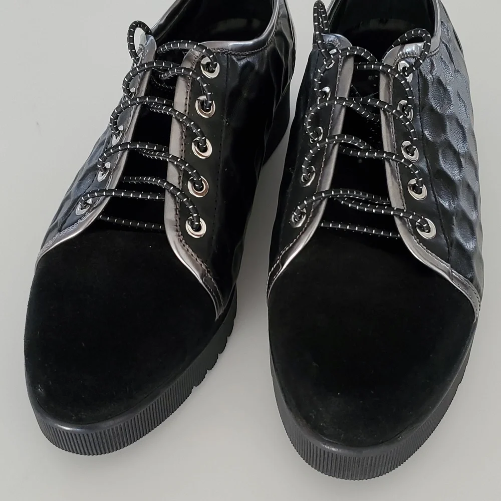 Aquatalia 25 heels