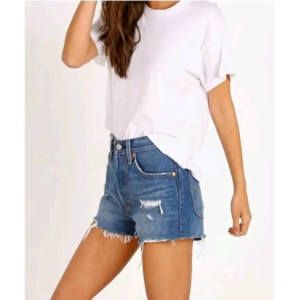 Levis perfect pics rise