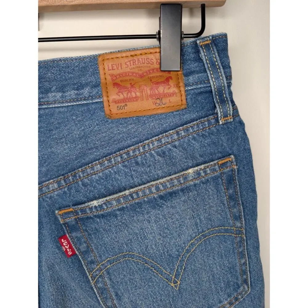 Levis casual heads