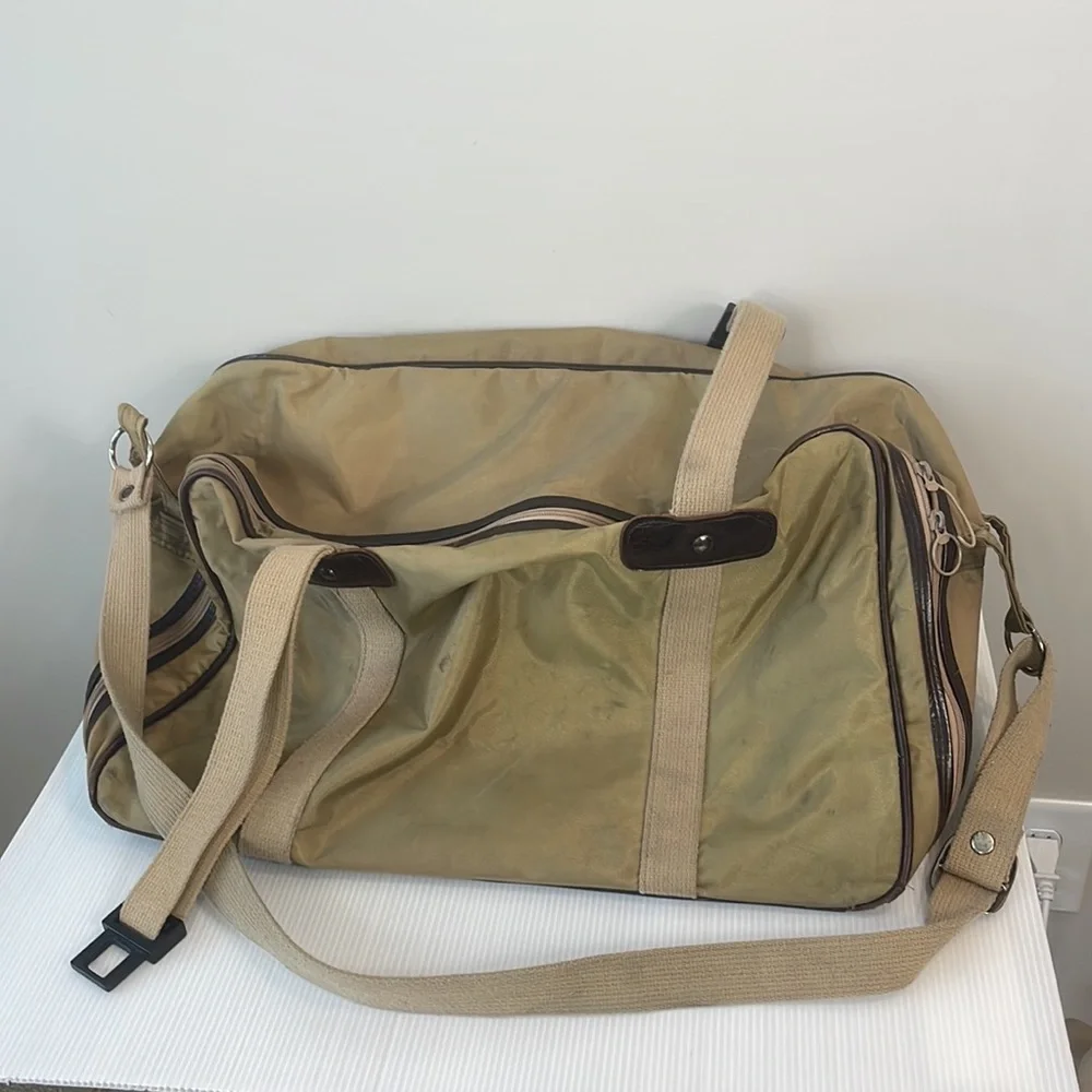 Samsonite brand duffel