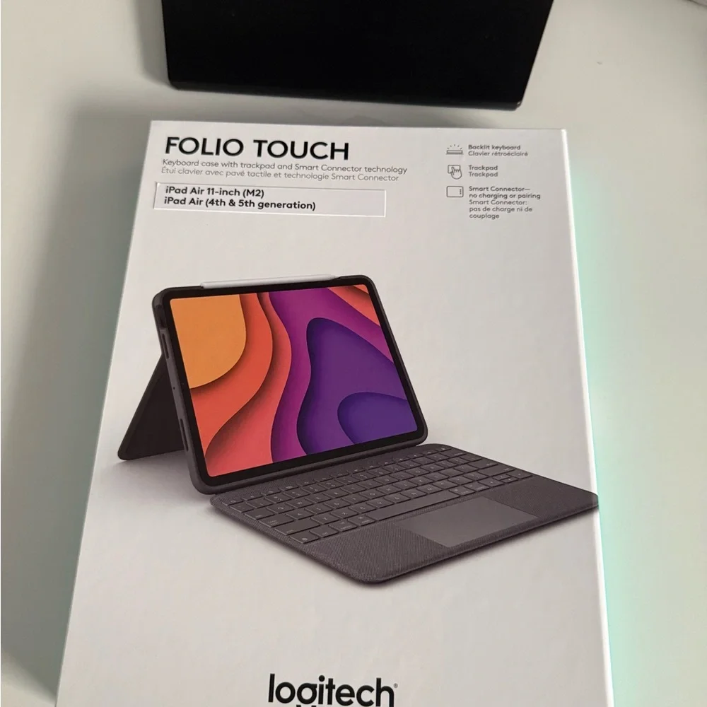 Logitech ipad case