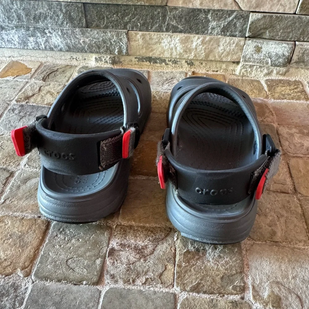 CROCS comfortable kids