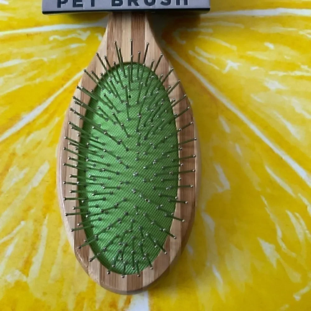 N/A pet brush