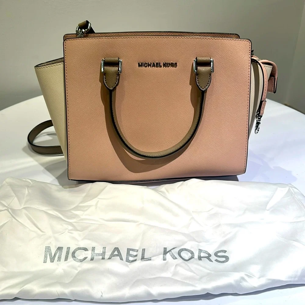 Michael Michael Kors satchel with dust bag!!