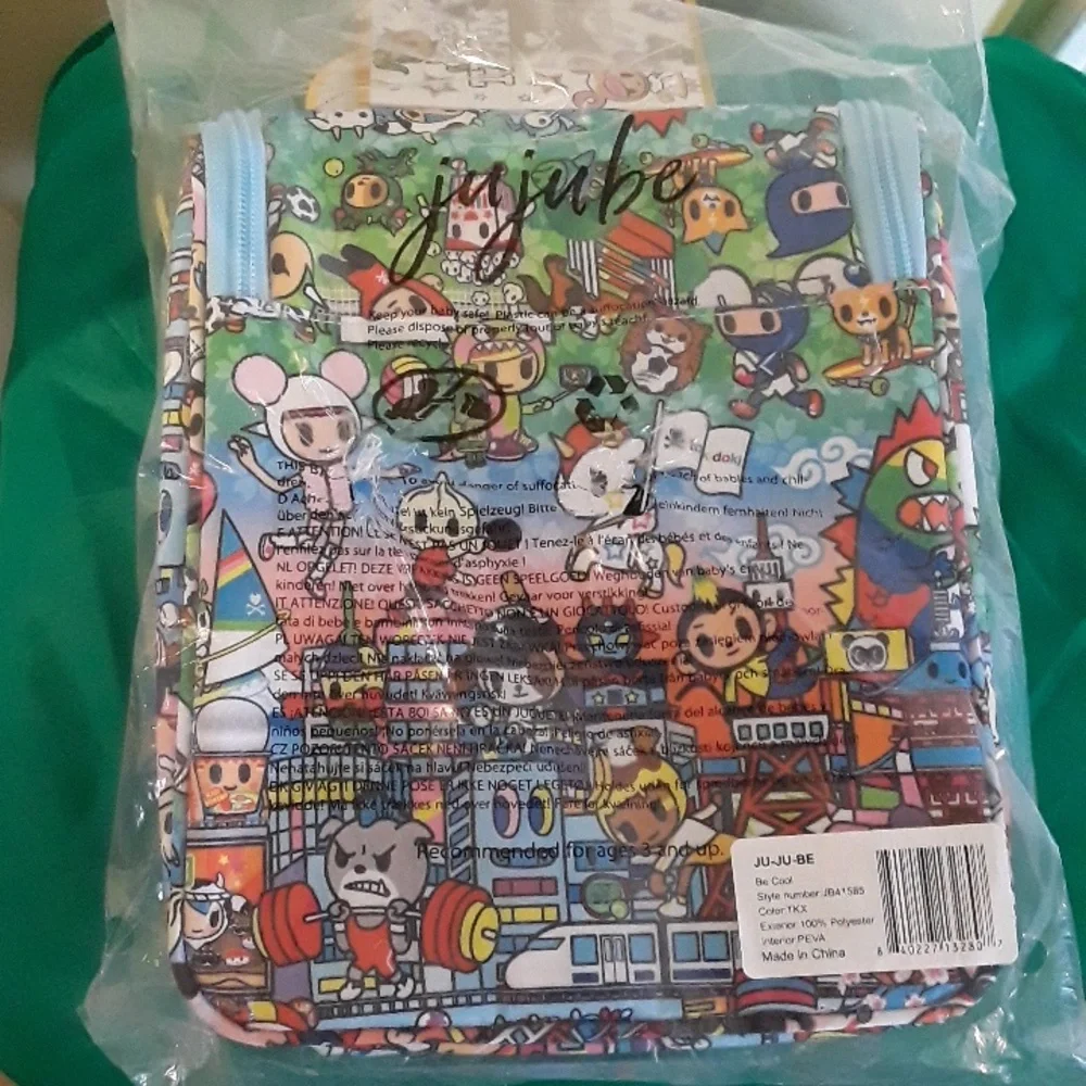tokidoki 🏀⚽️⚾️🎾🏄🏽‍♂️🏓🏐🏋🏻‍♂️🤸🏾‍♀️🏊🏼‍♀️🏇🏻🏌🏼‍♀️🎽🎖🏆vibrant jujube