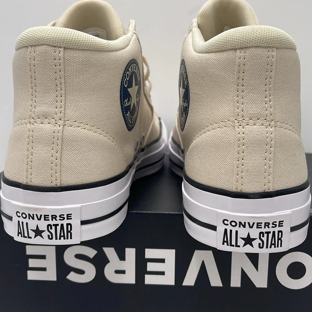 Converse step out