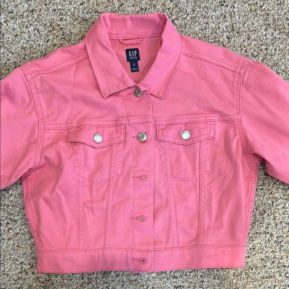 GAP stylish vibrant
