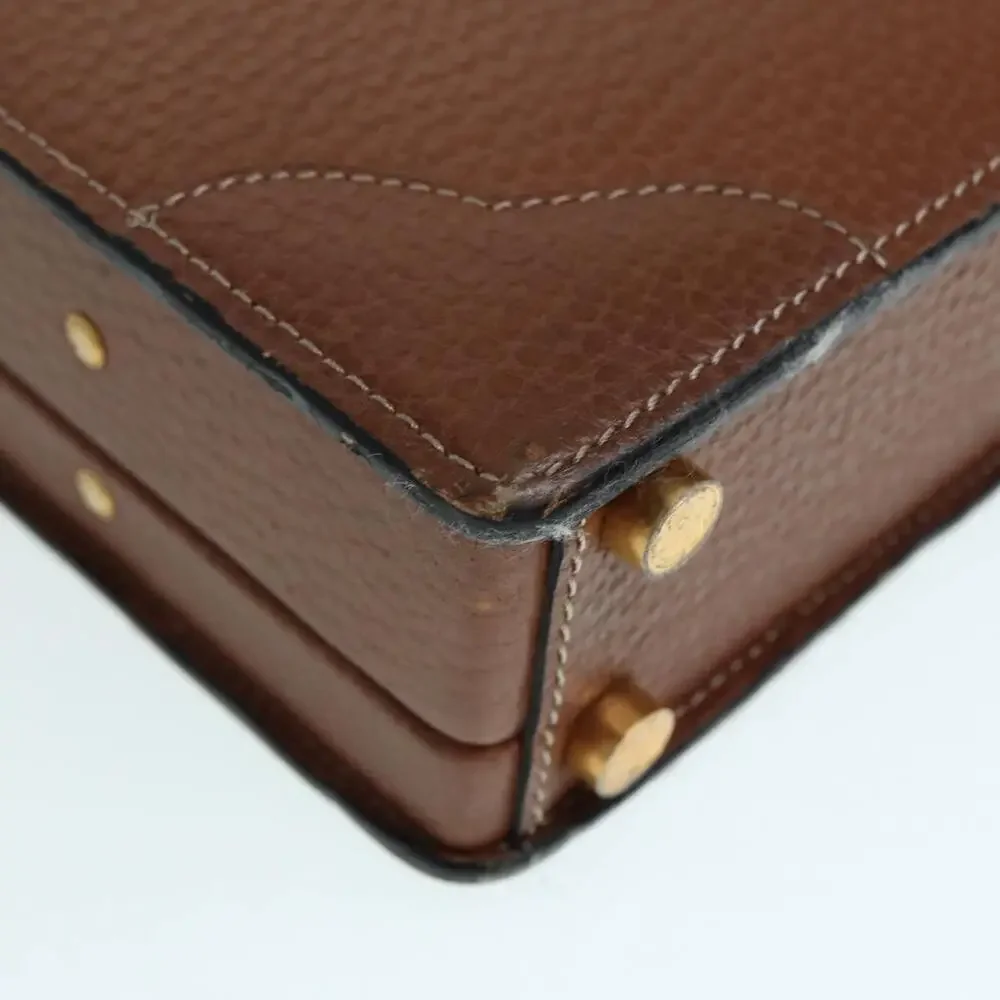 Loewe anagram attache