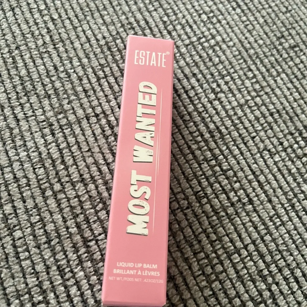 Estate discover vibrant