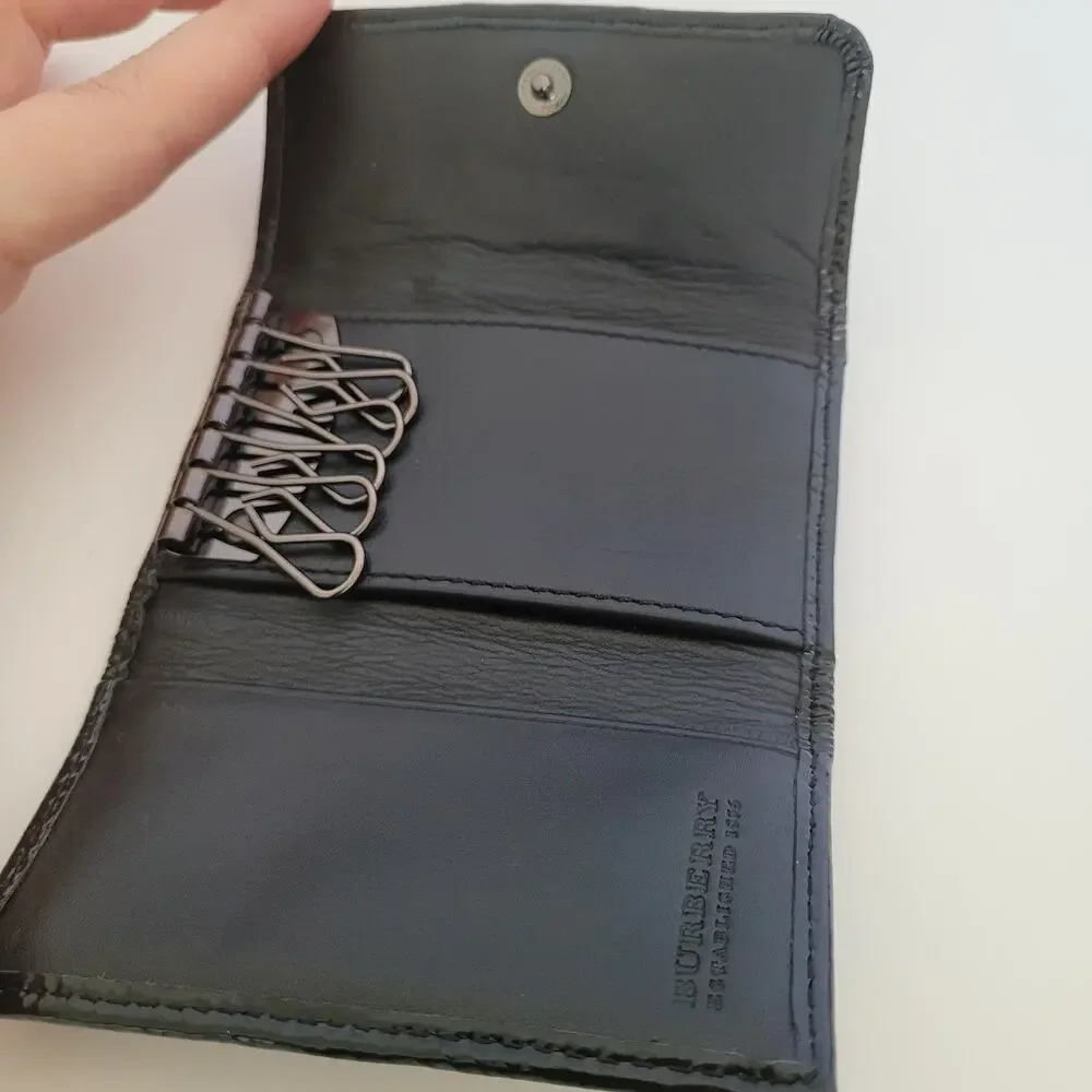 Burberry burrbery key