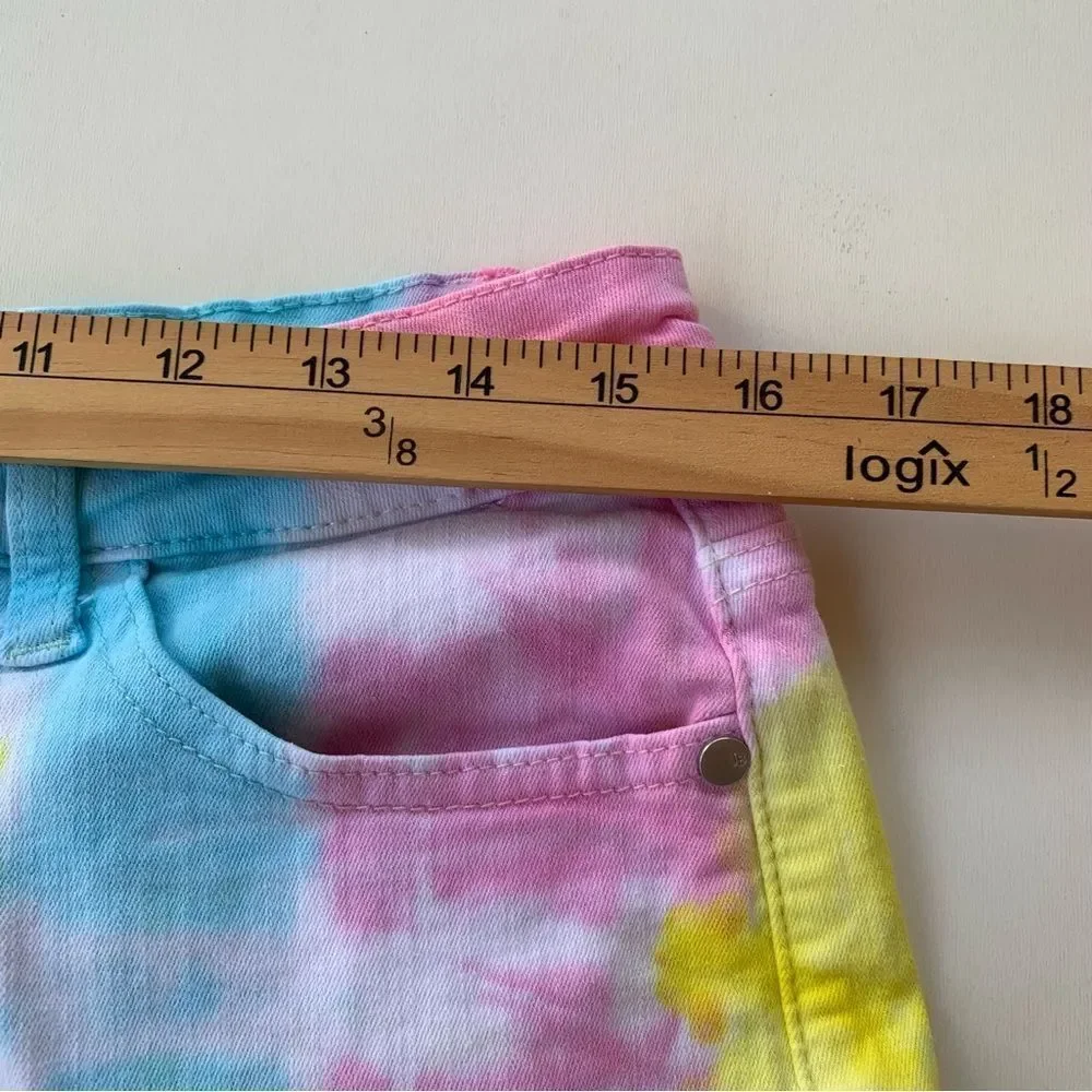 Judy Blue hem closure