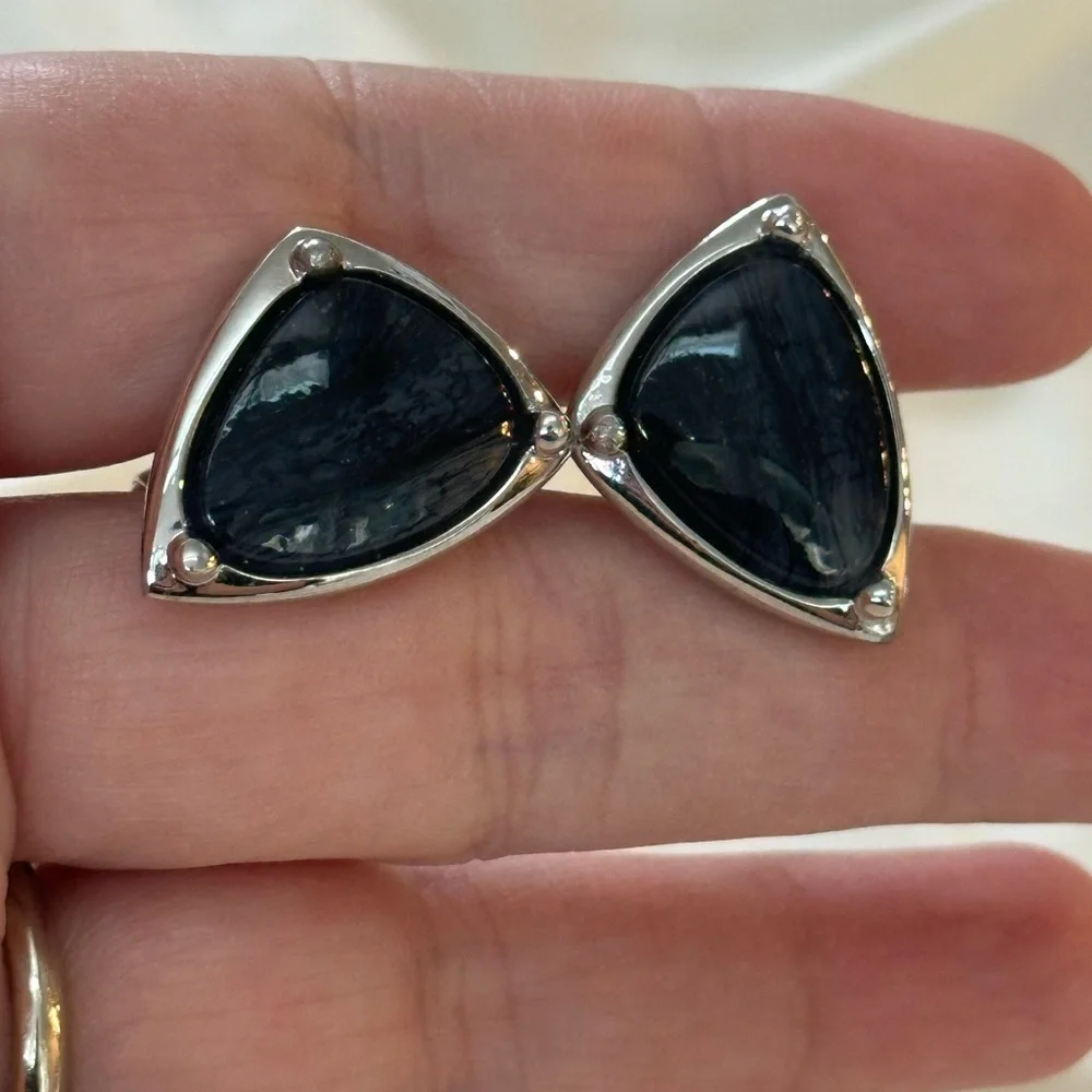 N/A these elegant