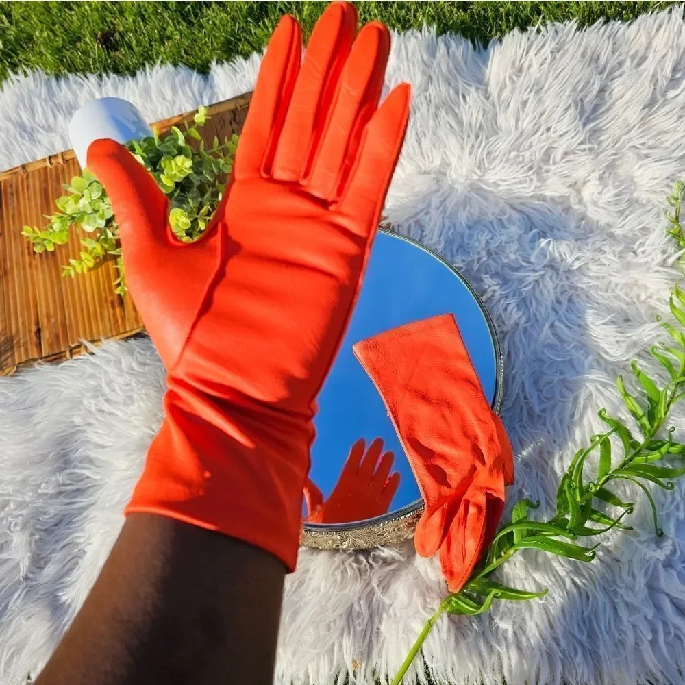 VTG Van Raalte 100% Nylon Stylish Orange Gloves. M/L Fit