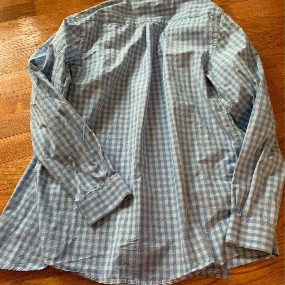 Vineyard Vines iron euc just