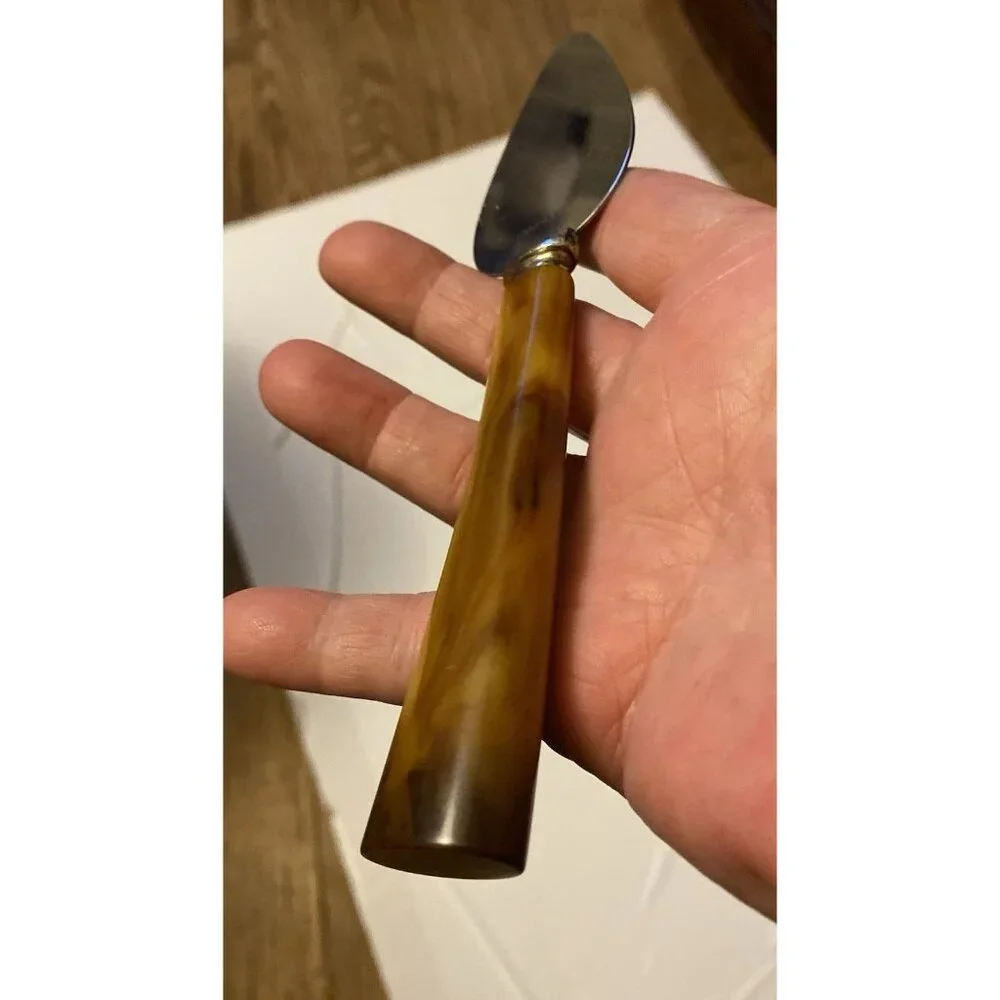 Unbranded vtg bakelite
