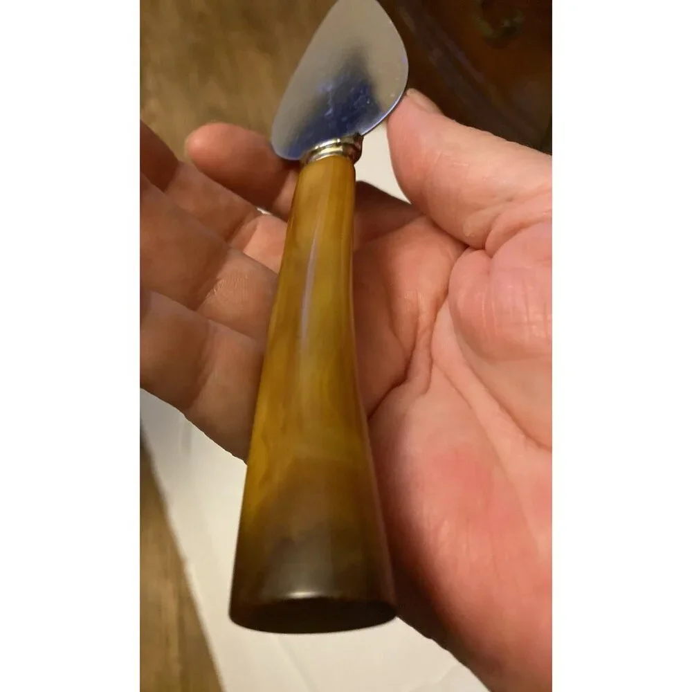 Unbranded vtg bakelite