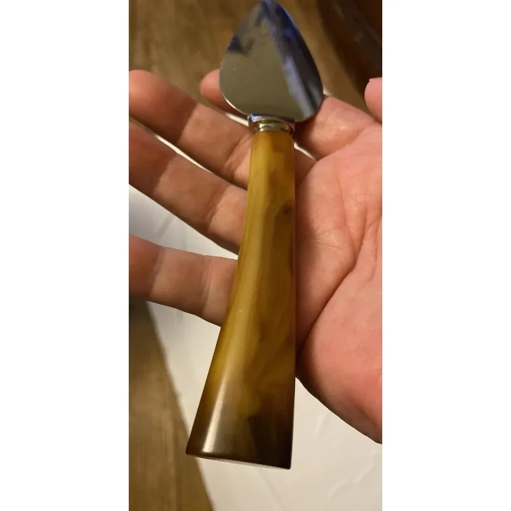 Unbranded vtg bakelite