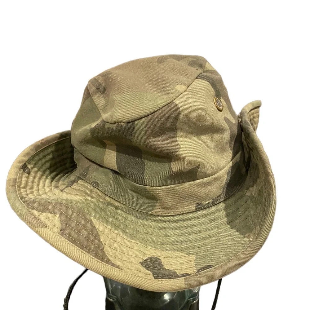 N/A camouflage brimmed