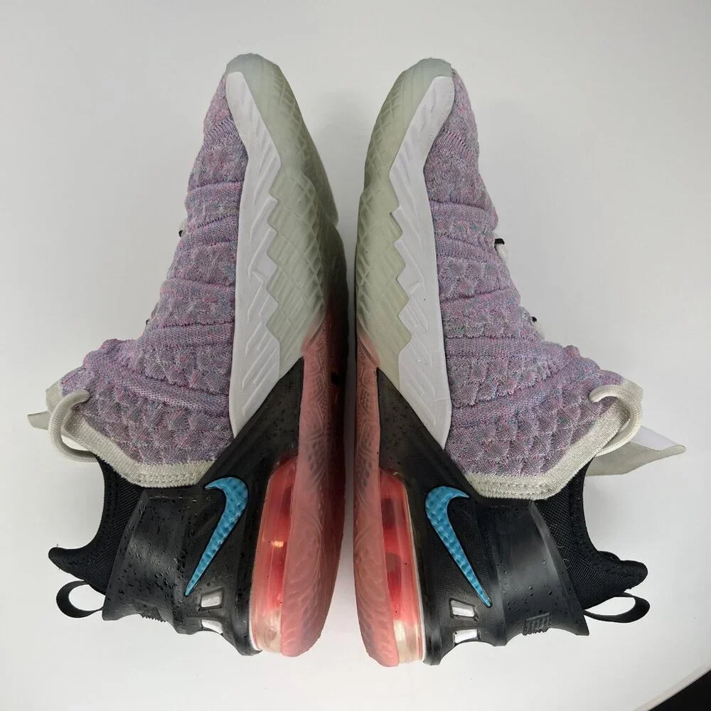 Nike LeBron XVIII 18 Youth Graffiti Pastel and Black Basketball Shoes Size 3.5Y
