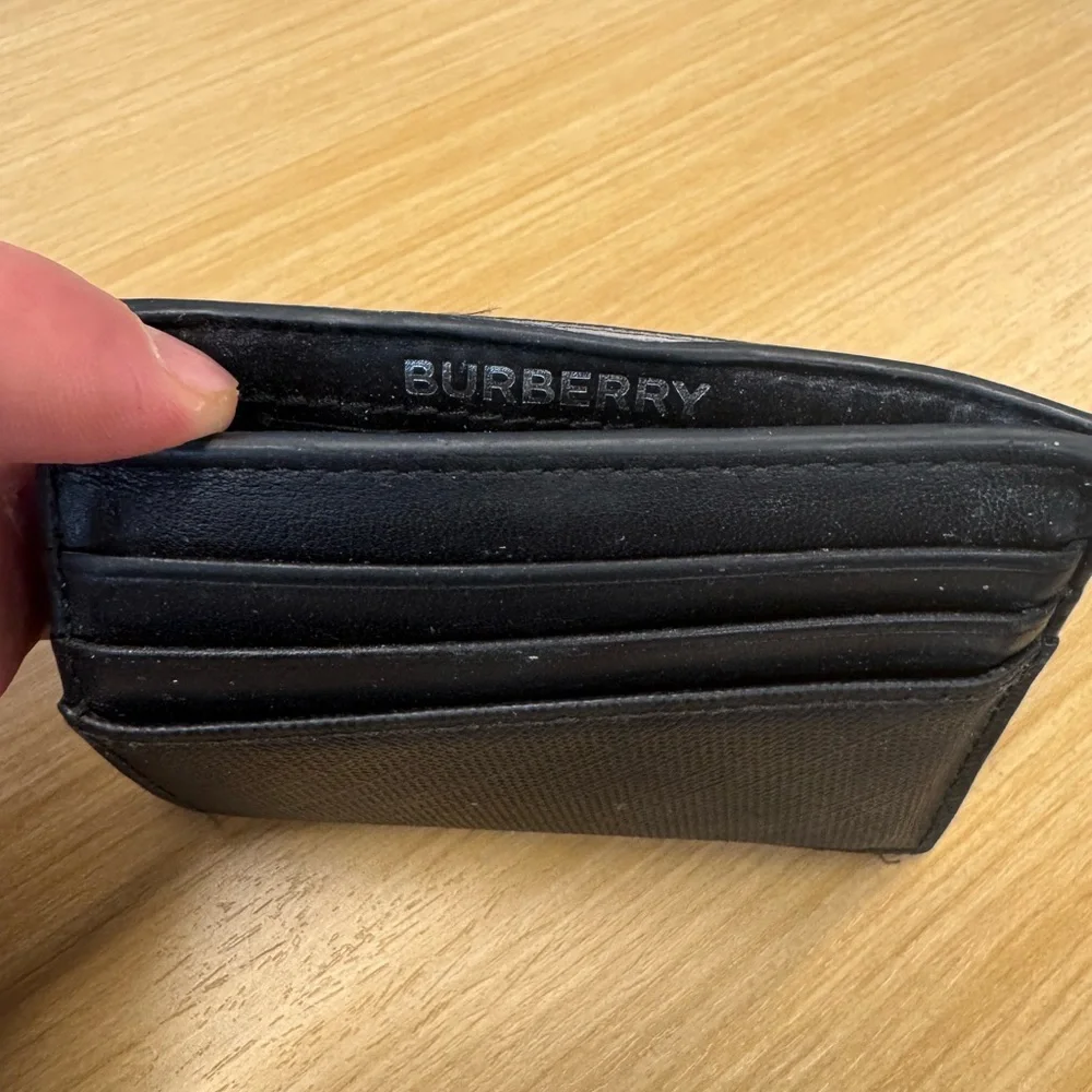 Burberry practical elegant features