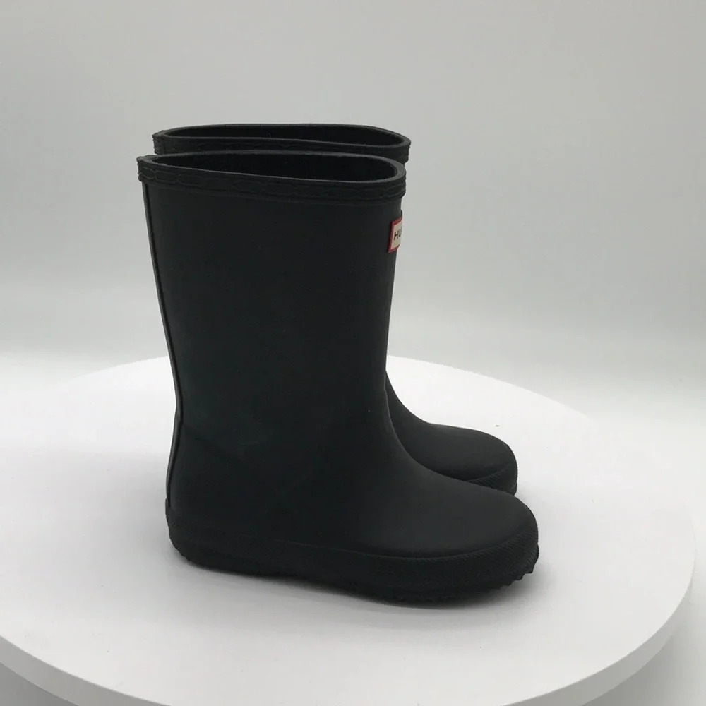 Hunter kids boots size 10 US