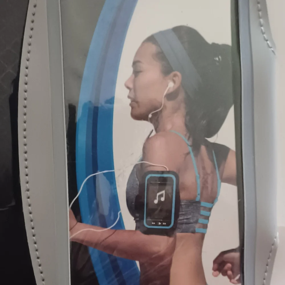 Gray and Black Adjustable Active Armband For Phone While You Workout
