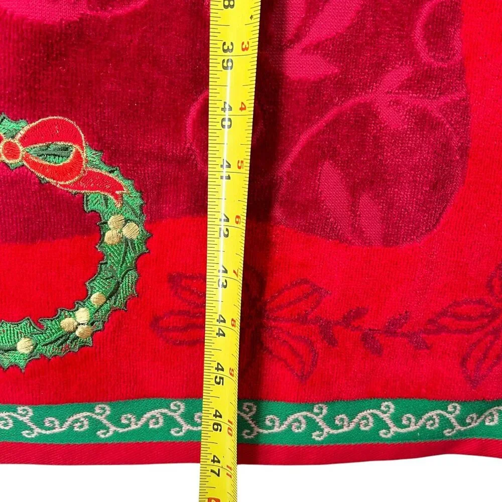 NOS Christmas Wreath Jacquard Bath Towels Set Of 2 Red Holiday Franco Mfg Turkey