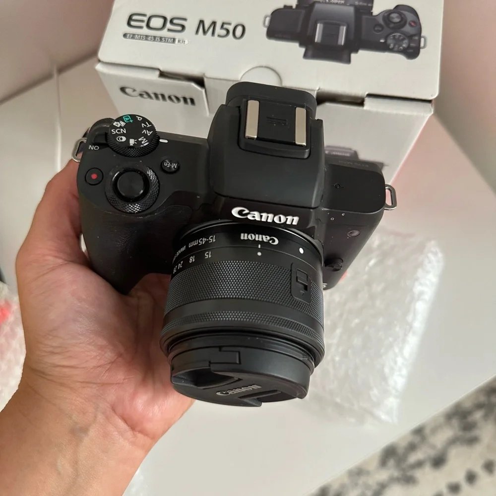 Canon eos m50