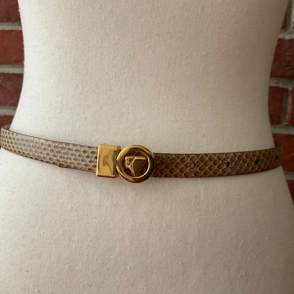 N/A vintage beige